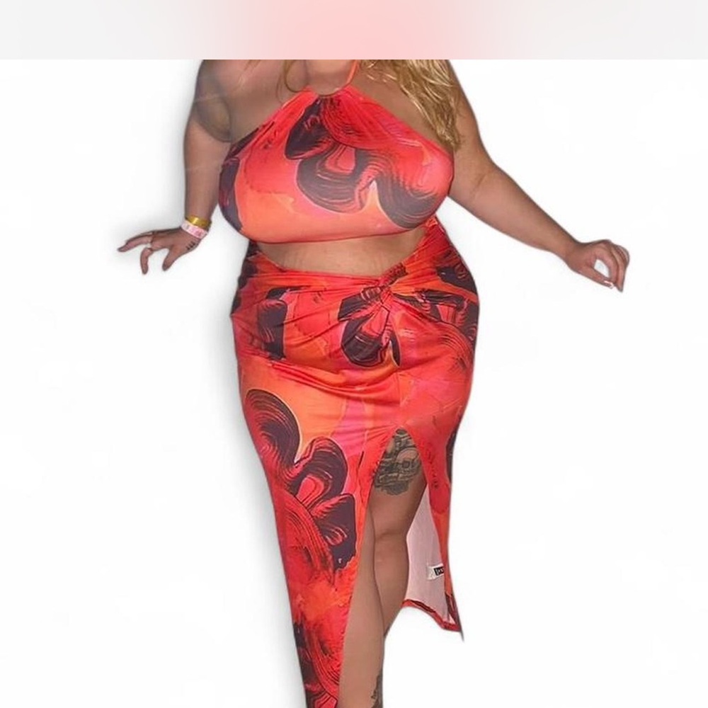 SHEIN Curve Red and Cream Halter Dress